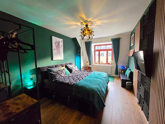 Fifty Shades of Green P18 Apartment